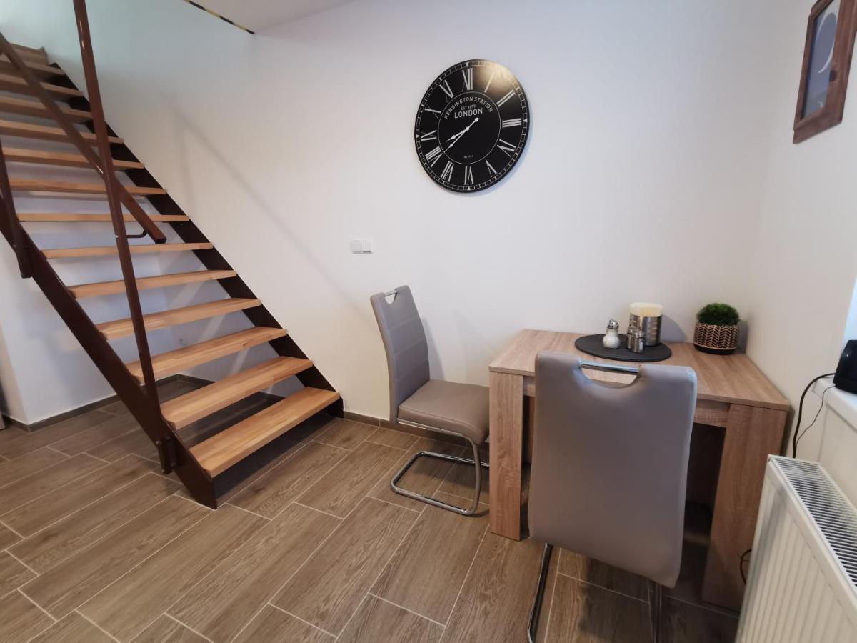 Apartmany Svitkov 79 帕尔杜比采 外观 照片